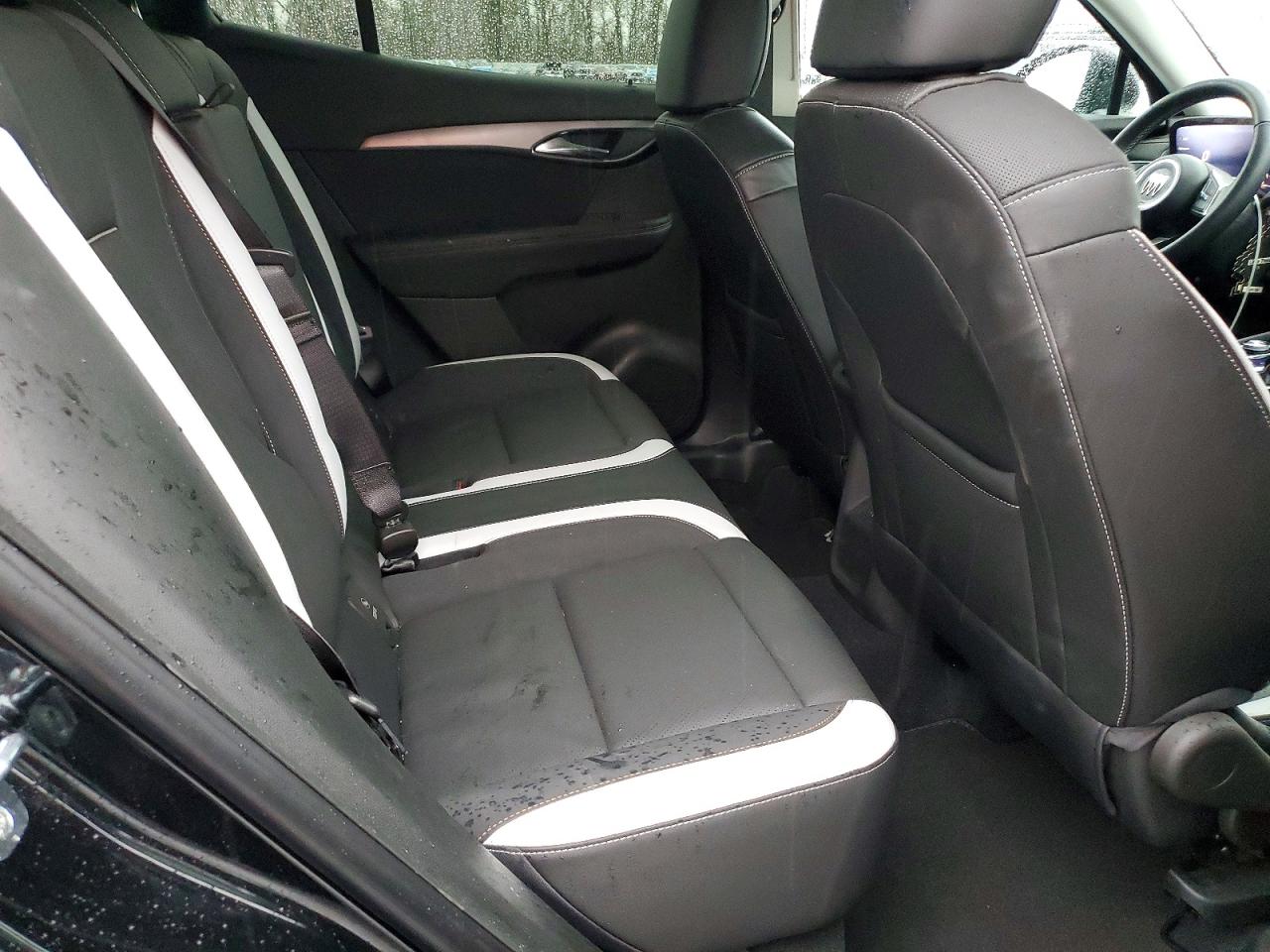 2024 BUICK ENVISION ESSENCE photo 19