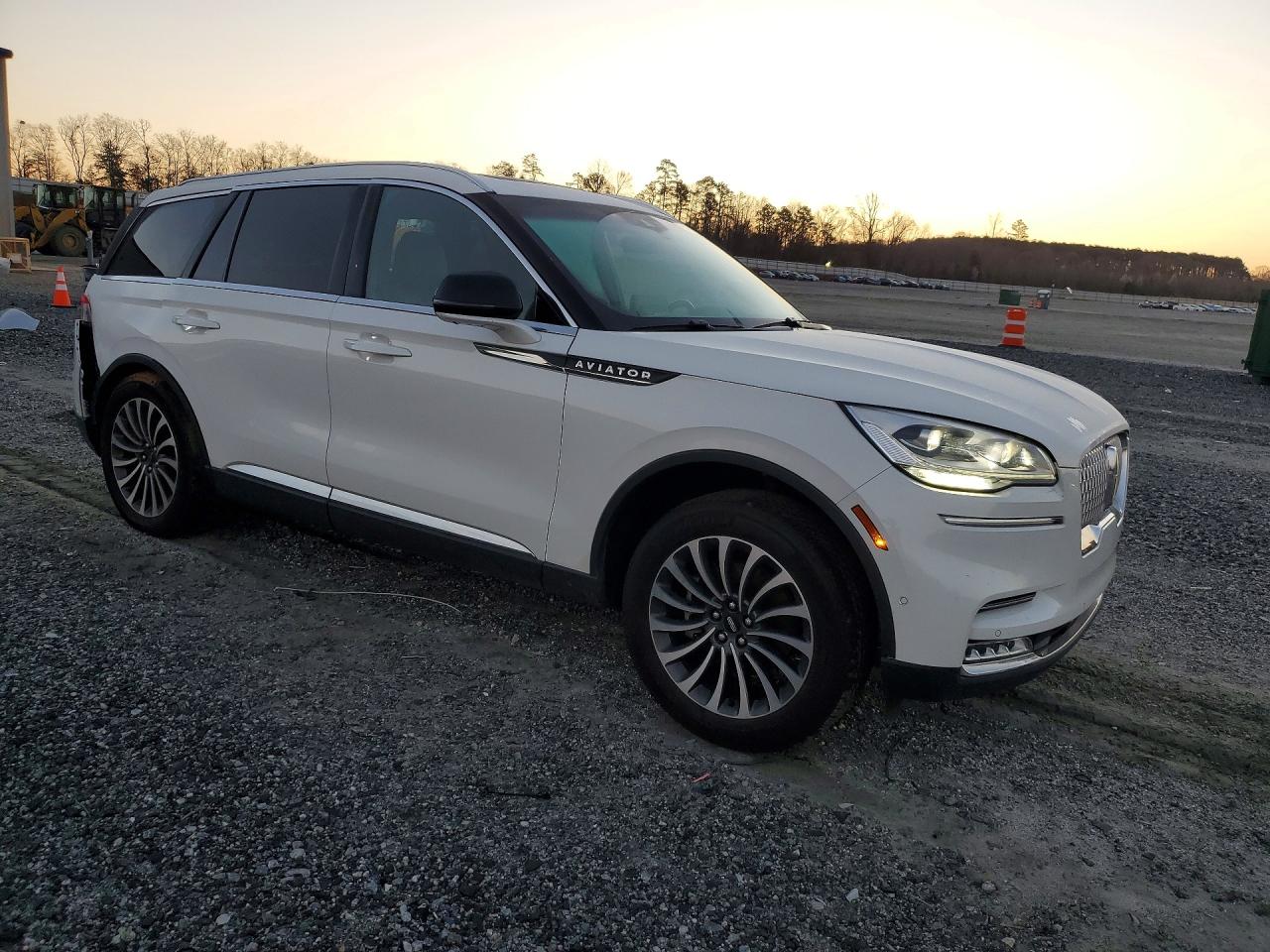 2023 LINCOLN AVIATOR RESERVE photo 10