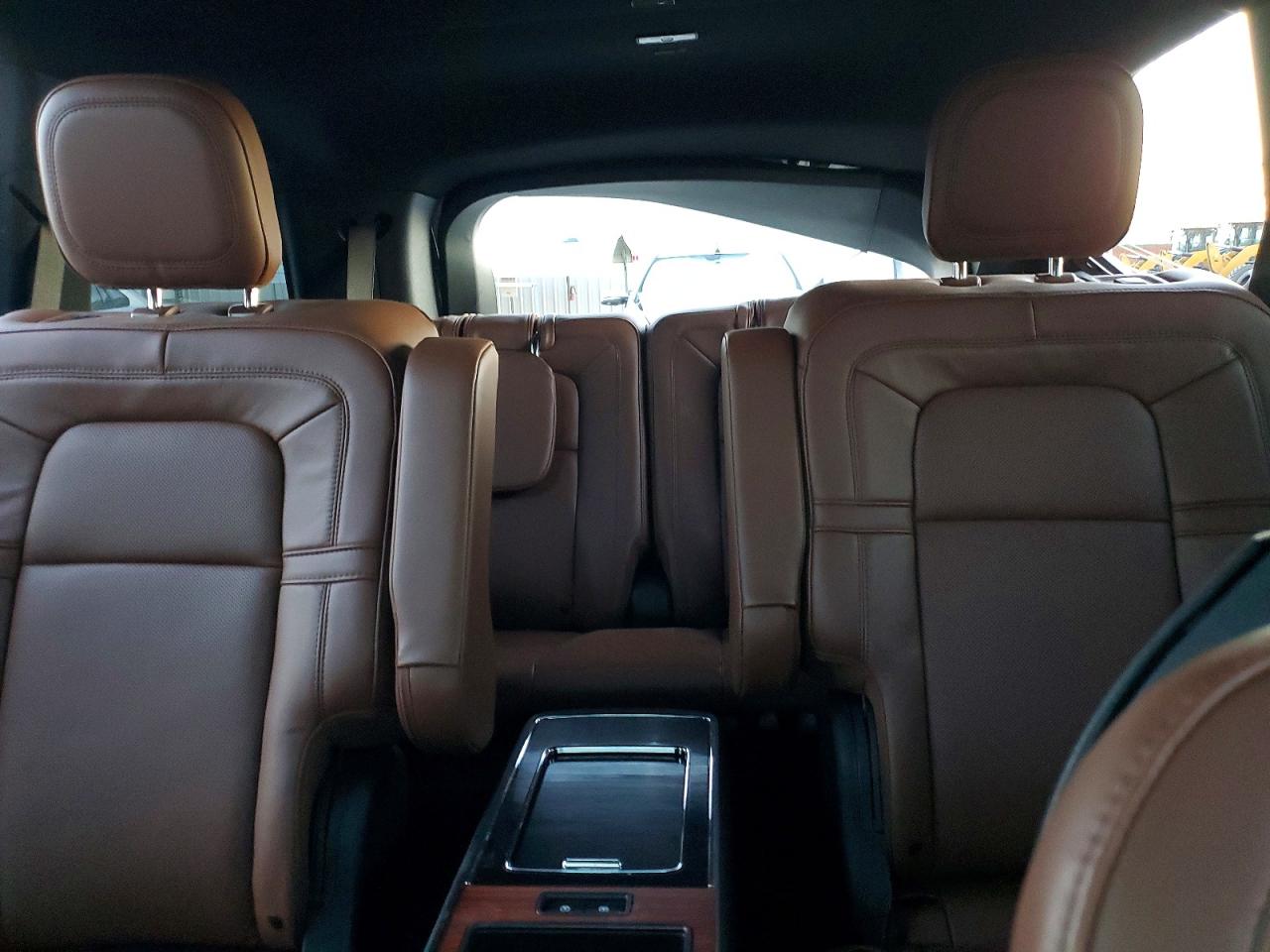 2023 LINCOLN AVIATOR RESERVE photo 28