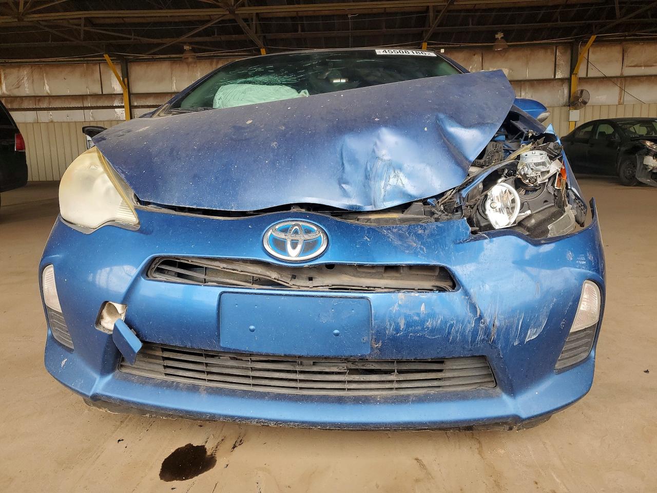 2013 TOYOTA PRIUS C TWO photo 5