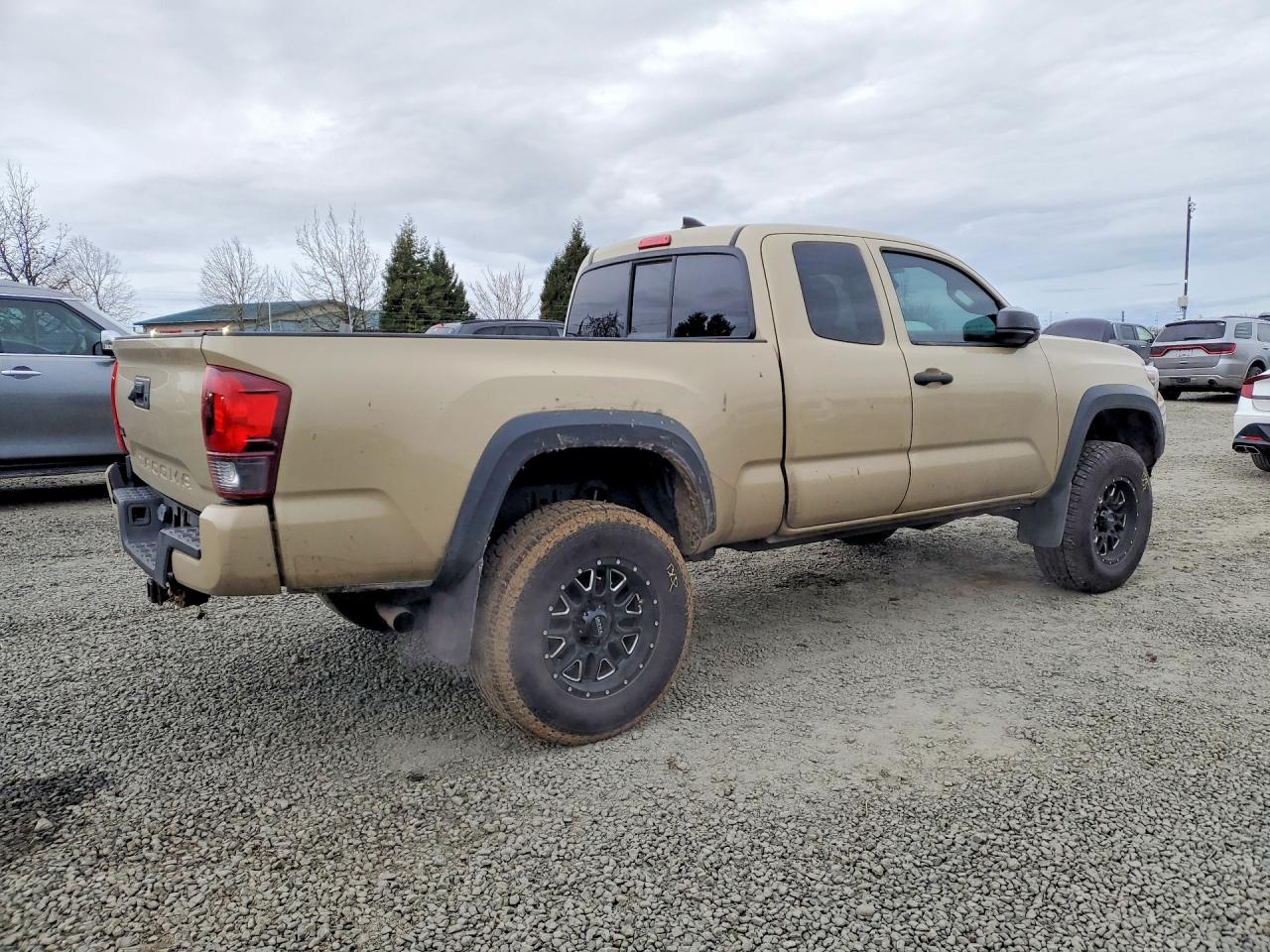 2019 TOYOTA TACOMA SR V6 photo 3