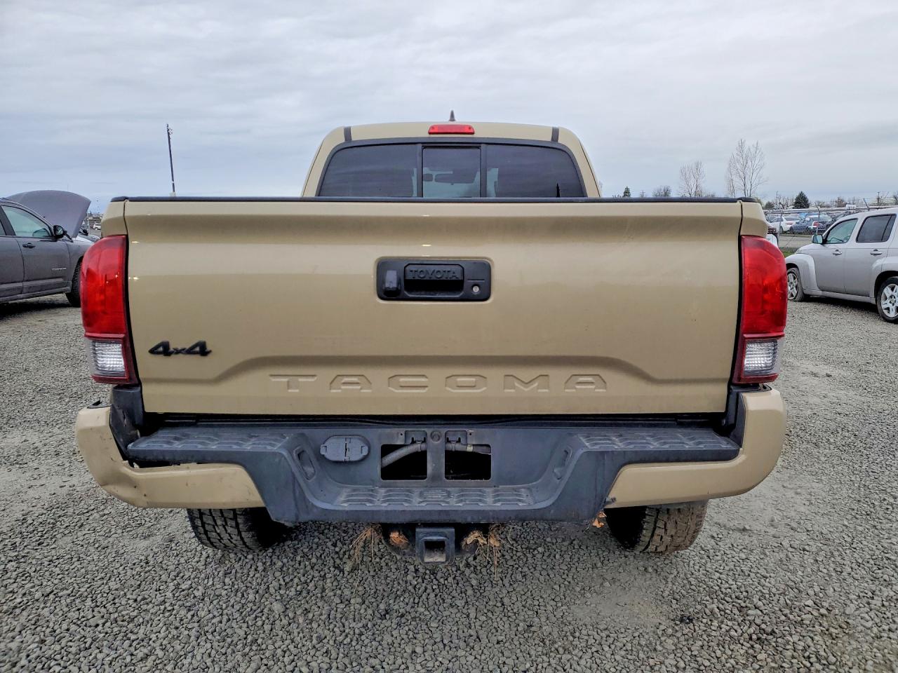2019 TOYOTA TACOMA SR V6 photo 6