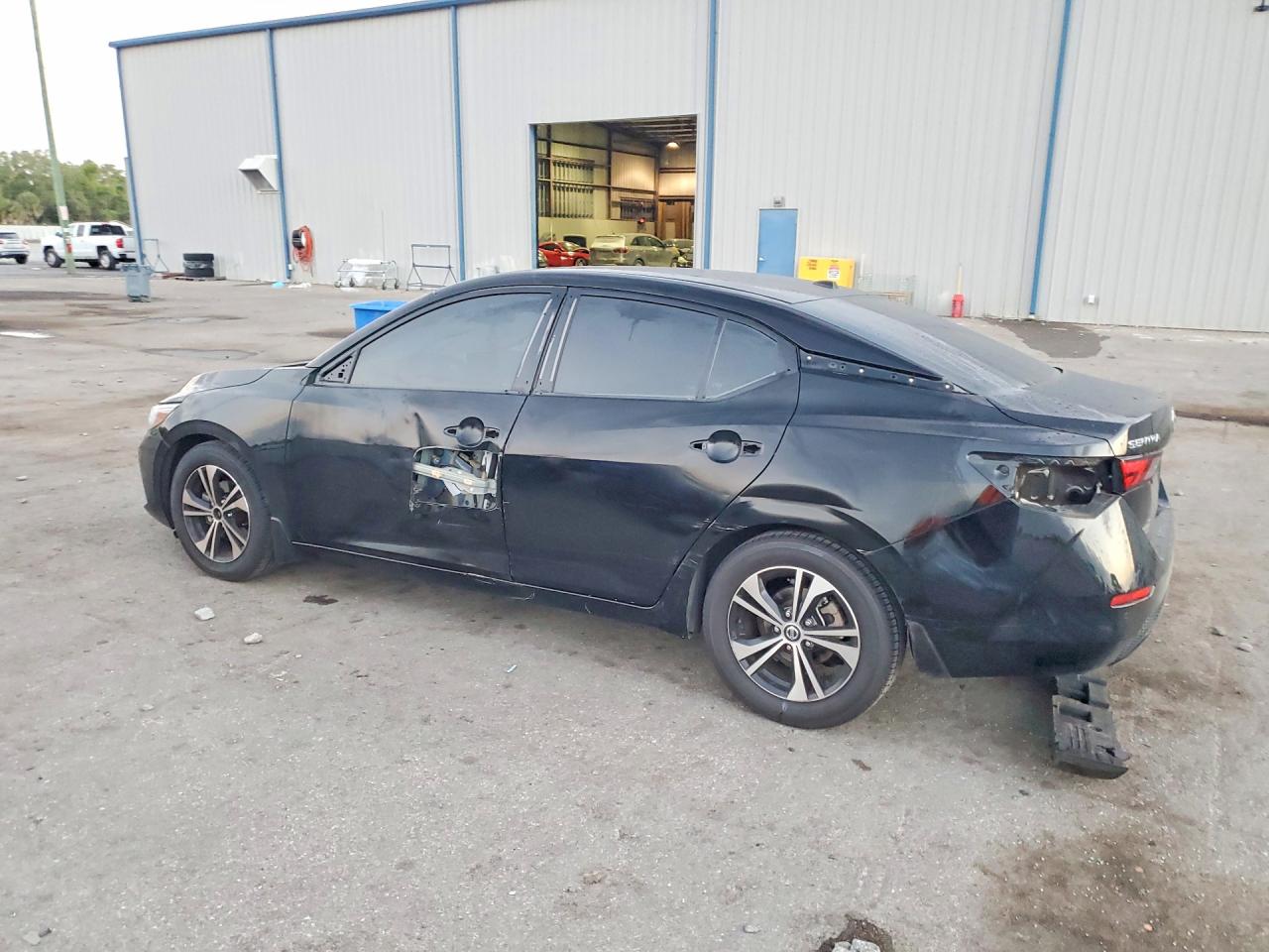 2023 NISSAN SENTRA SV photo 3