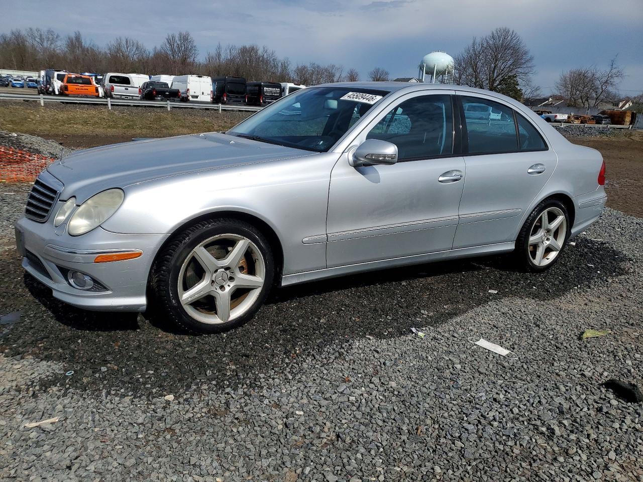 2009 MERCEDES-BENZ E