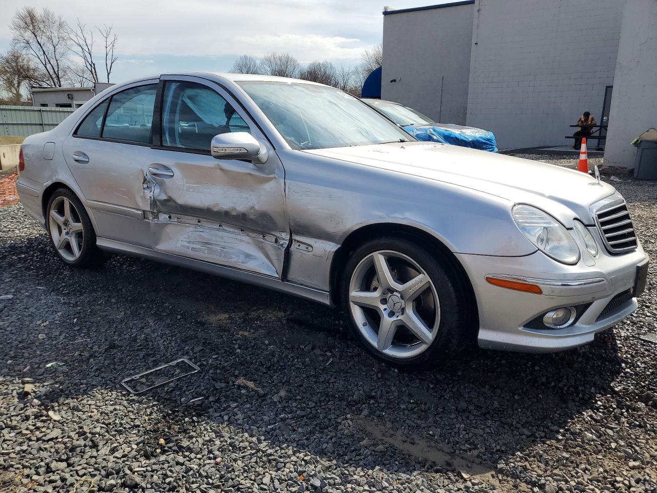 2009 MERCEDES-BENZ E 350 4MATIC photo 4
