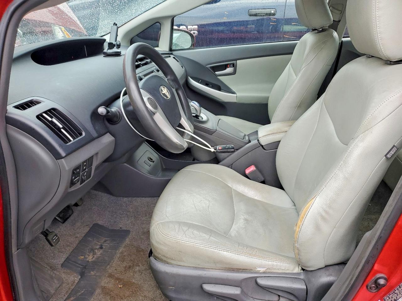 2010 TOYOTA PRIUS II photo 19