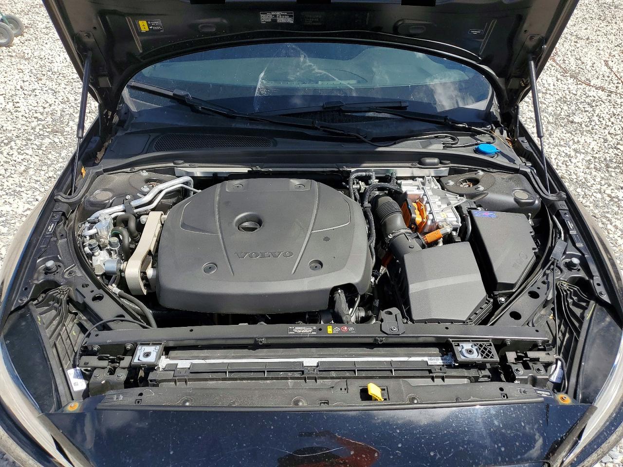2024 VOLVO S60 PLUS photo 21