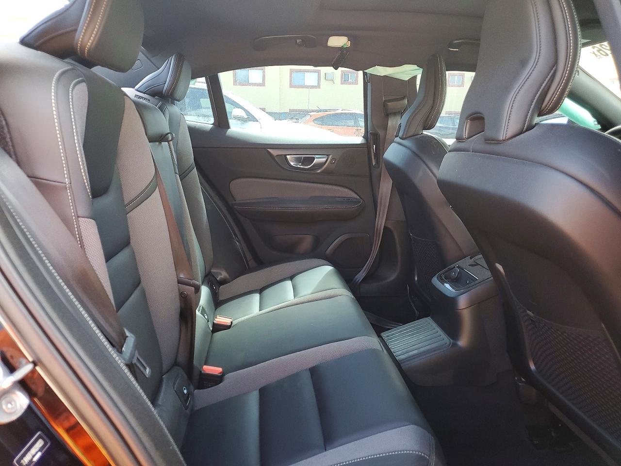 2024 VOLVO S60 PLUS photo 19