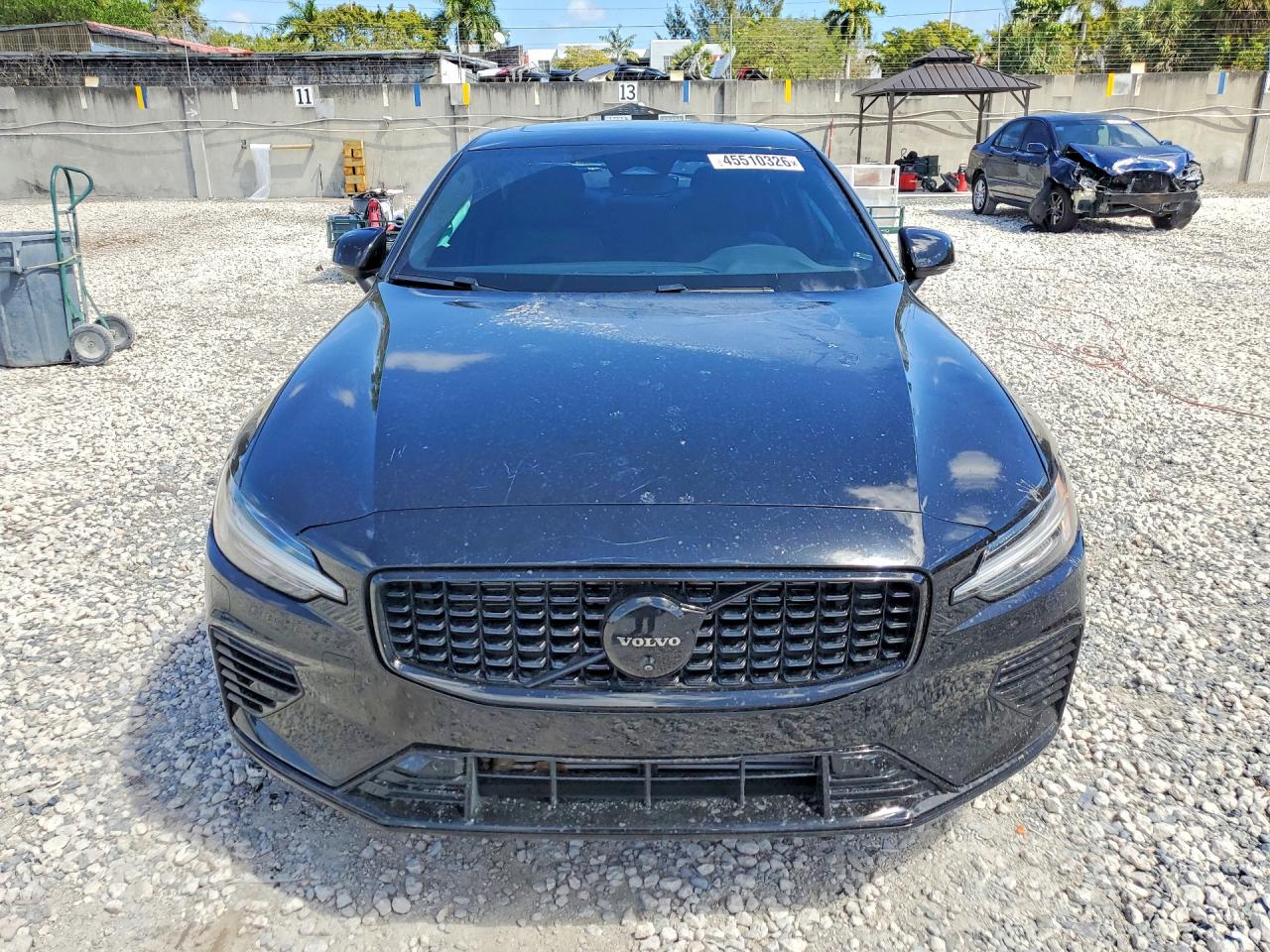 2024 VOLVO S60 PLUS photo 9