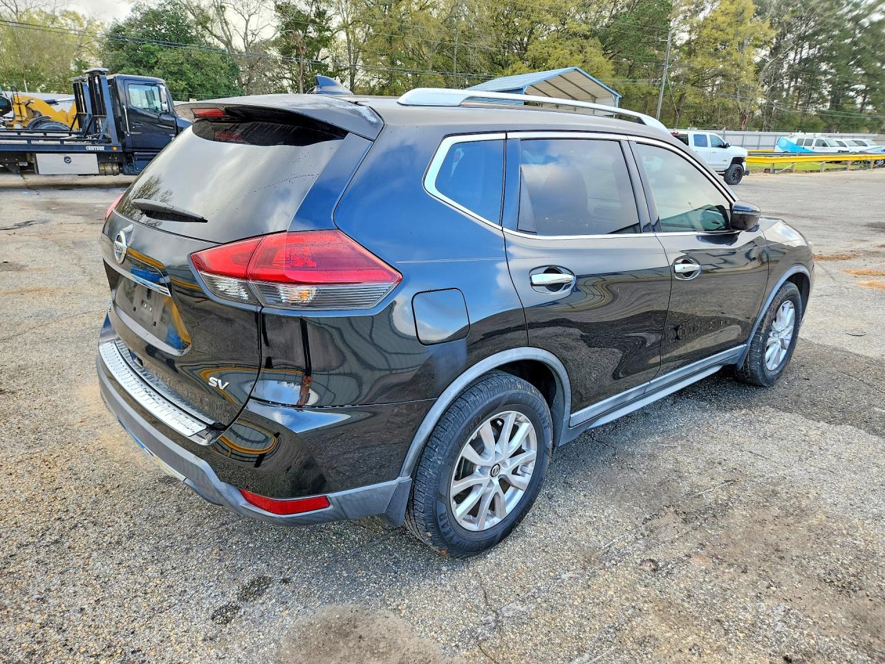 2018 NISSAN ROGUE SV photo 9