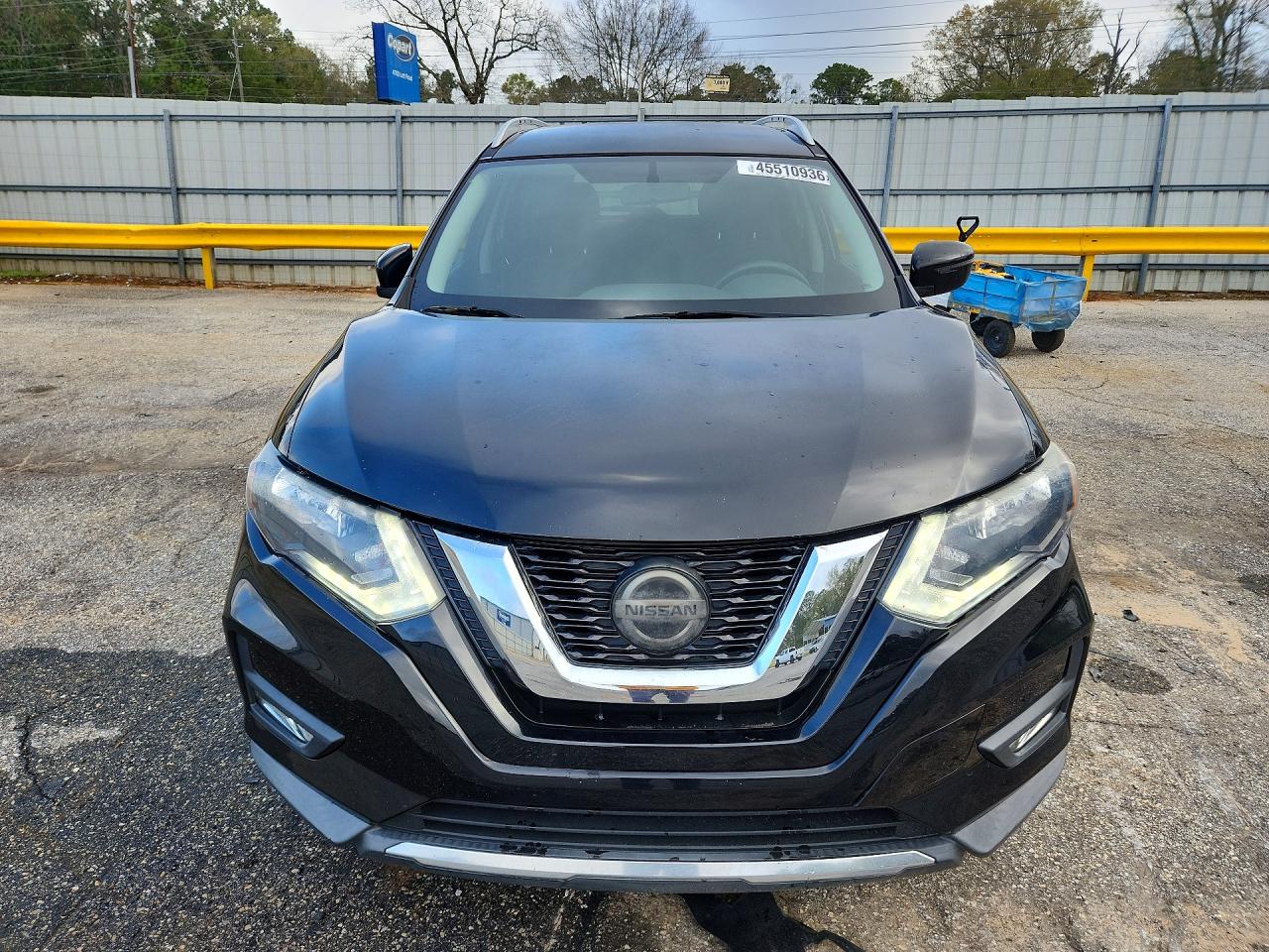 2018 NISSAN ROGUE SV photo 17