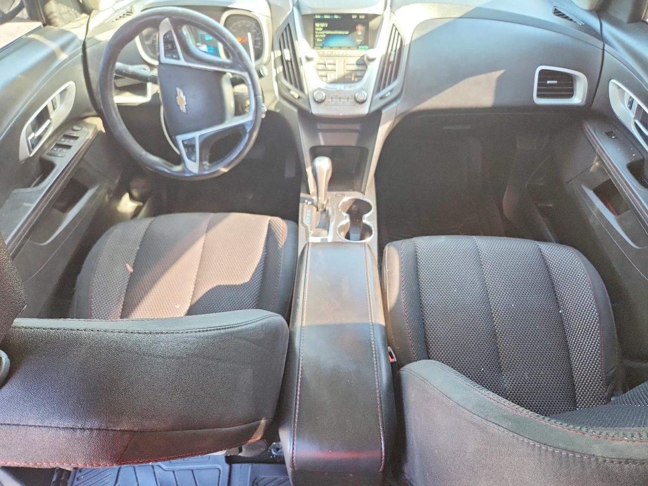 2015 CHEVROLET EQUINOX LT photo 8
