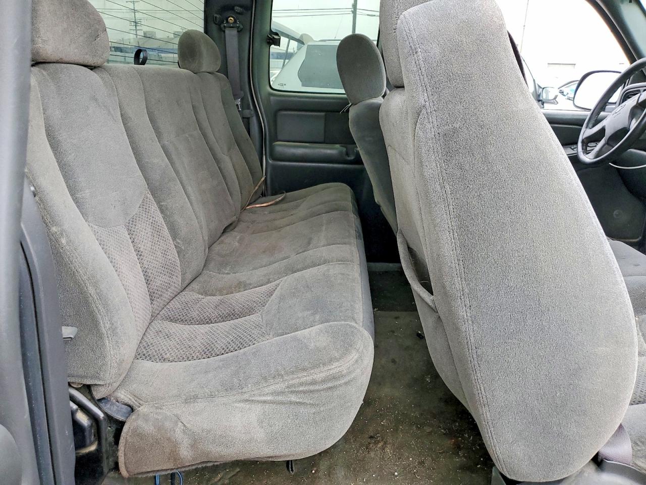 2004 CHEVROLET SILVERADO C1500 photo 19