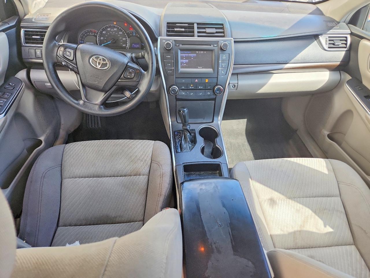 2015 TOYOTA CAMRY LE photo 8