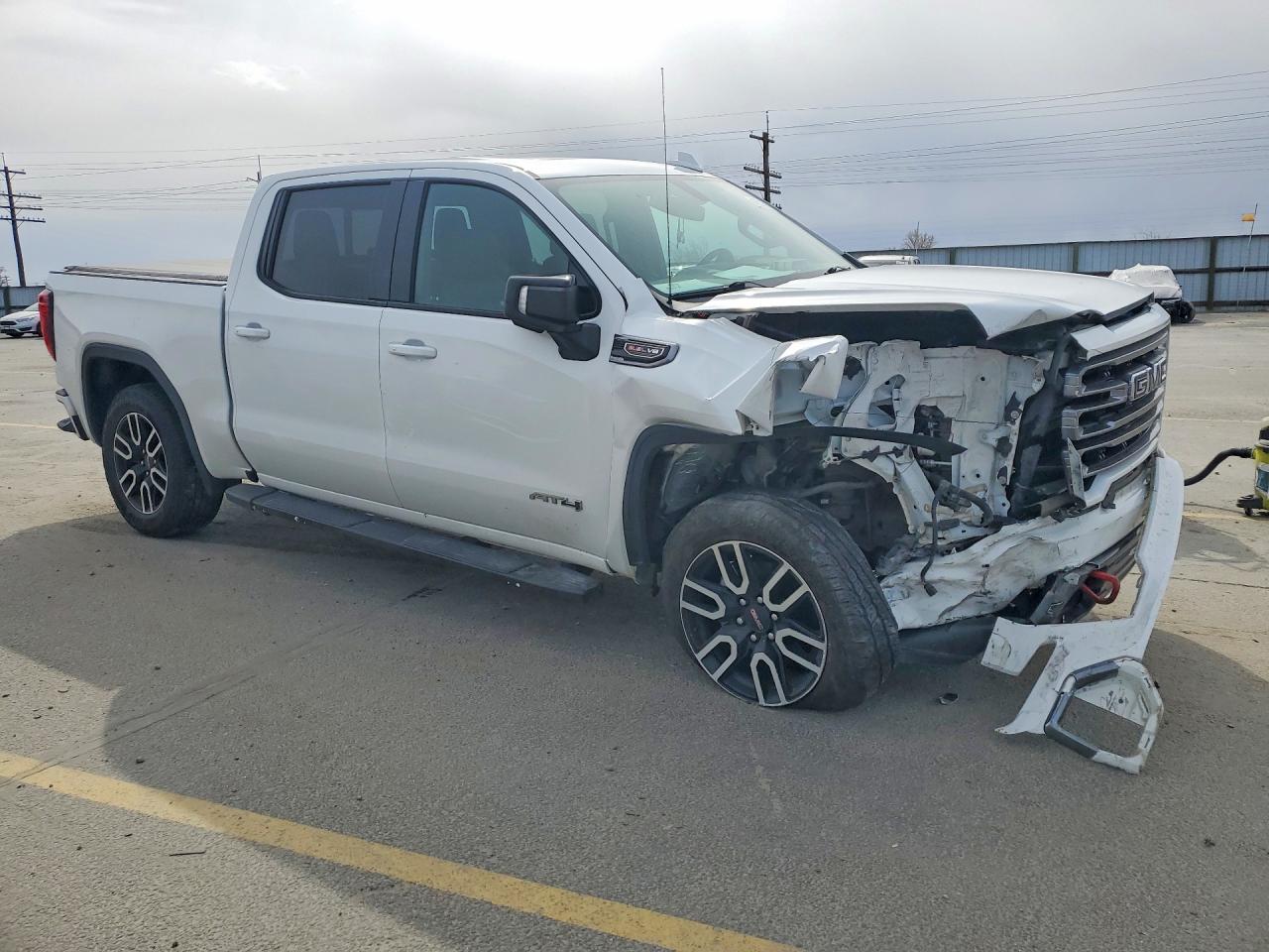 2019 GMC SIERRA photo 4