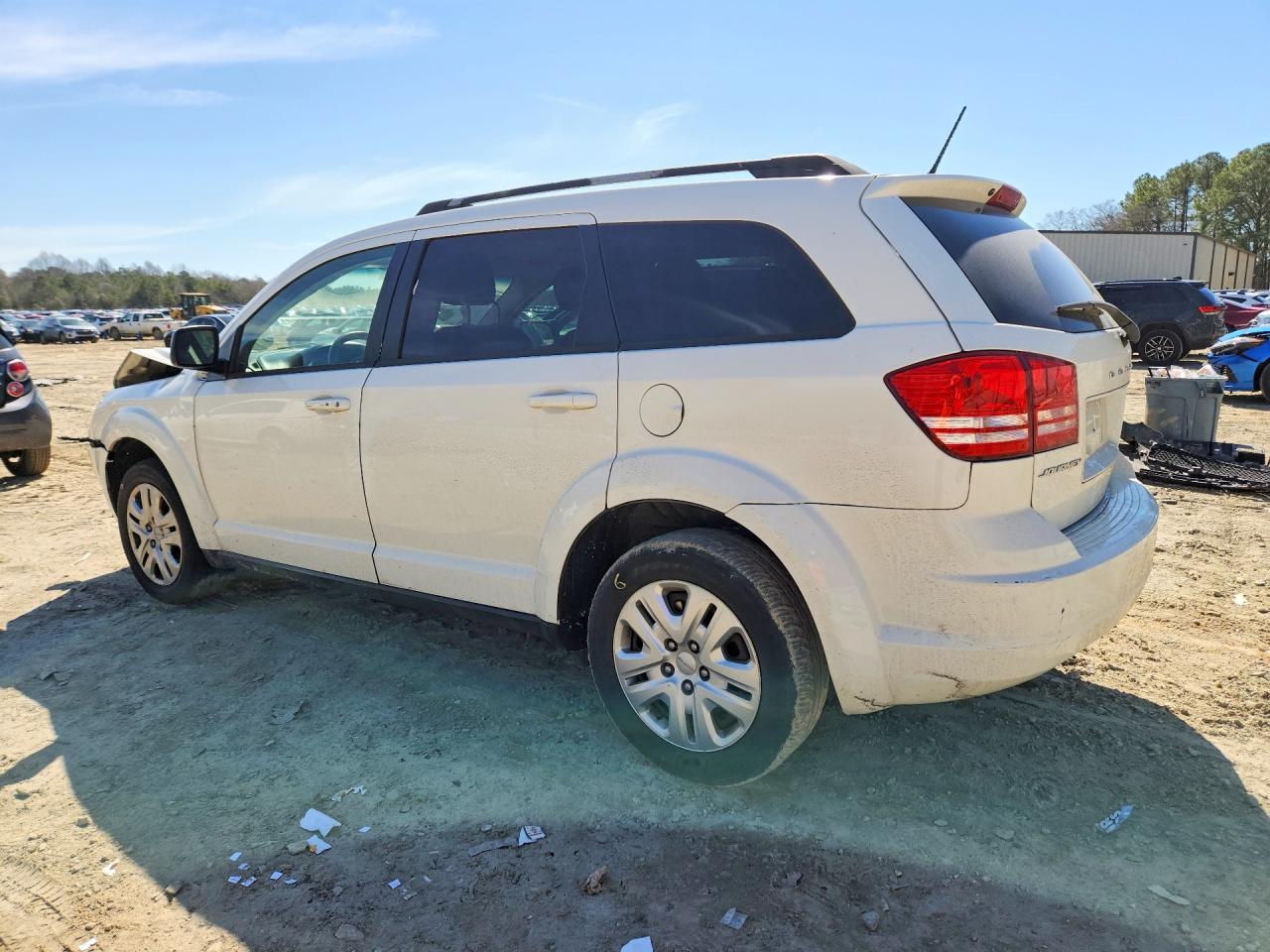 2017 DODGE JOURNEY SE photo 3