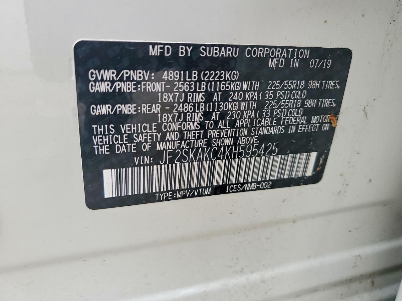 2019 SUBARU FORESTER photo 13