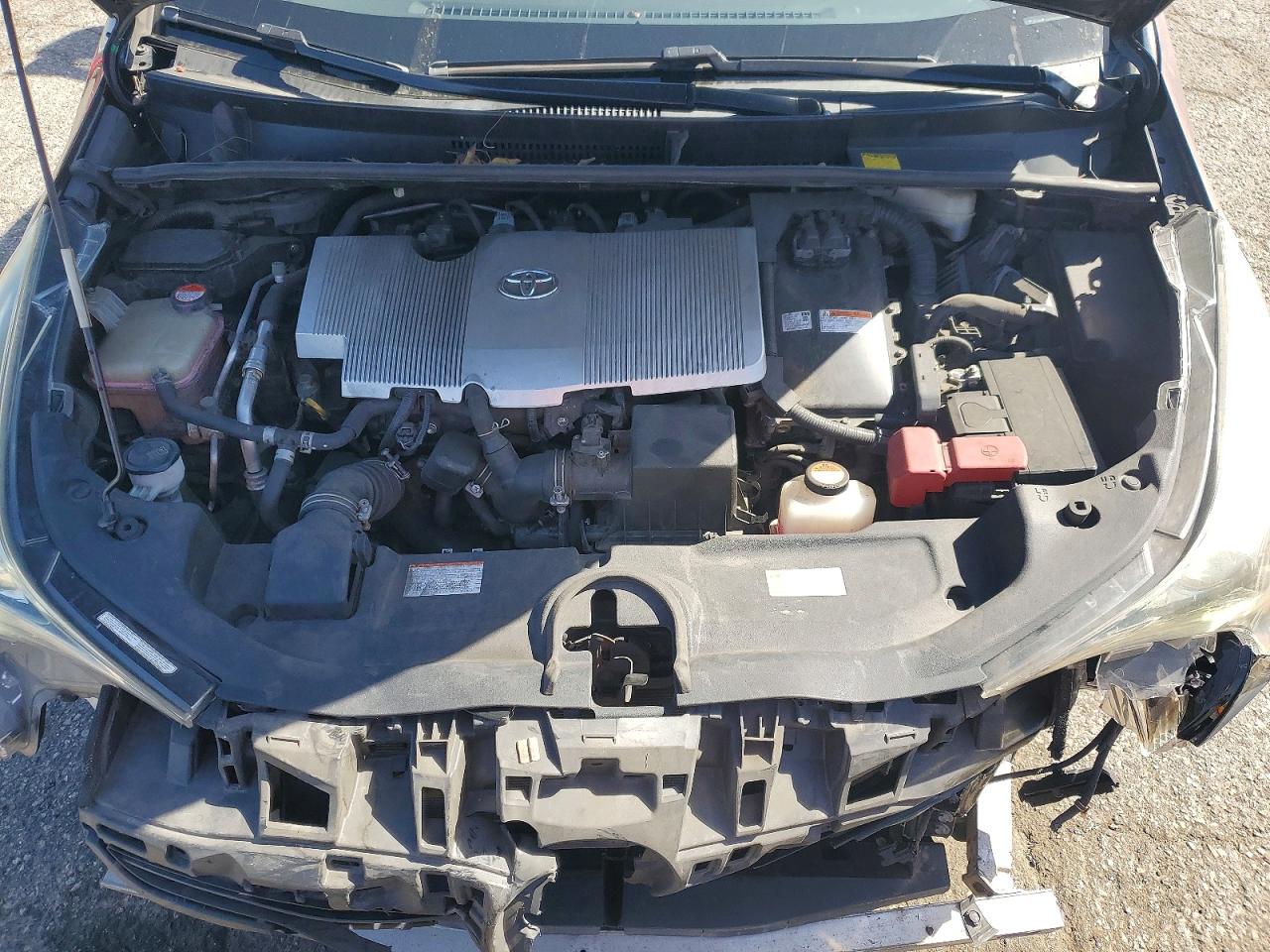 2016 TOYOTA PRIUS TWO photo 11