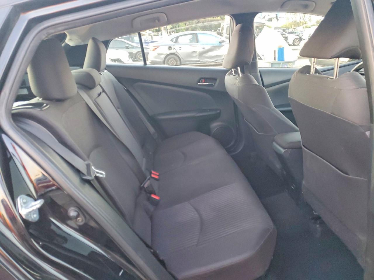 2016 TOYOTA PRIUS TWO photo 10