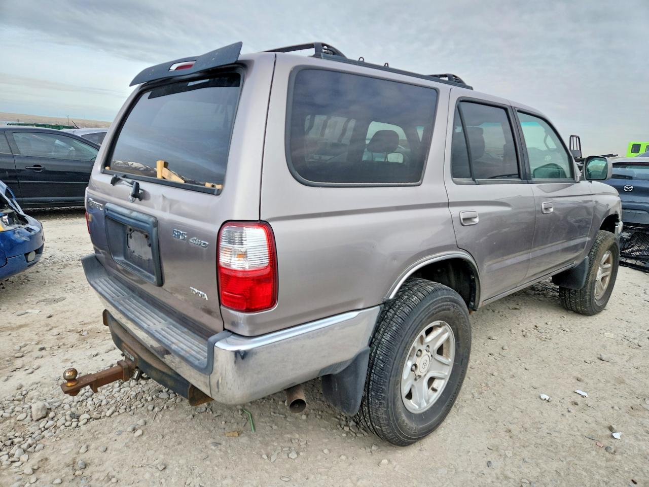 2001 TOYOTA 4RUNNER SR5 photo 3
