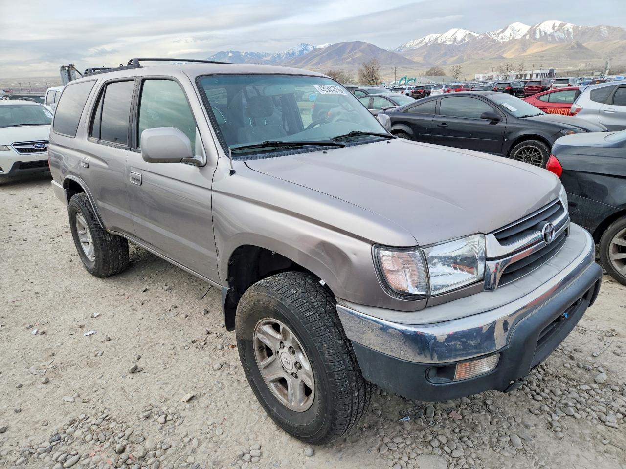 2001 TOYOTA 4RUNNER SR5 photo 4