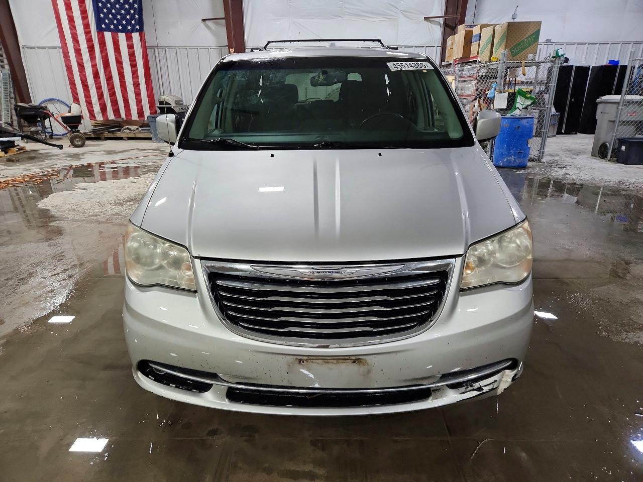 2012 CHRYSLER TOWN & COUNTRY TOURING photo 13