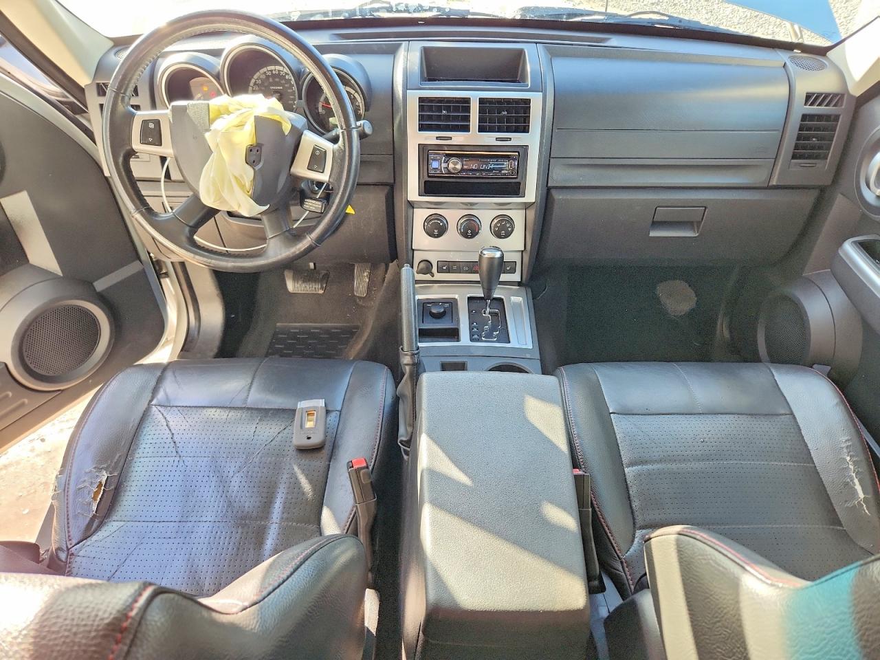 2007 DODGE NITRO R photo 15