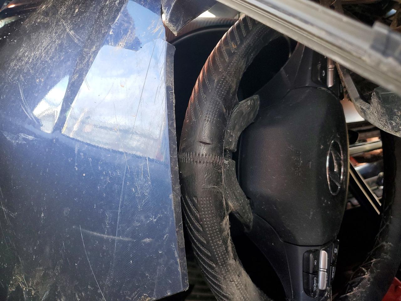 2019 HYUNDAI ELANTRA SE photo 17