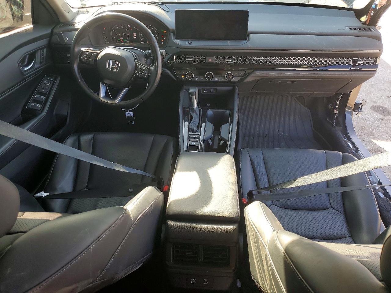 2024 HONDA ACCORD TOURING HYBRID photo 15