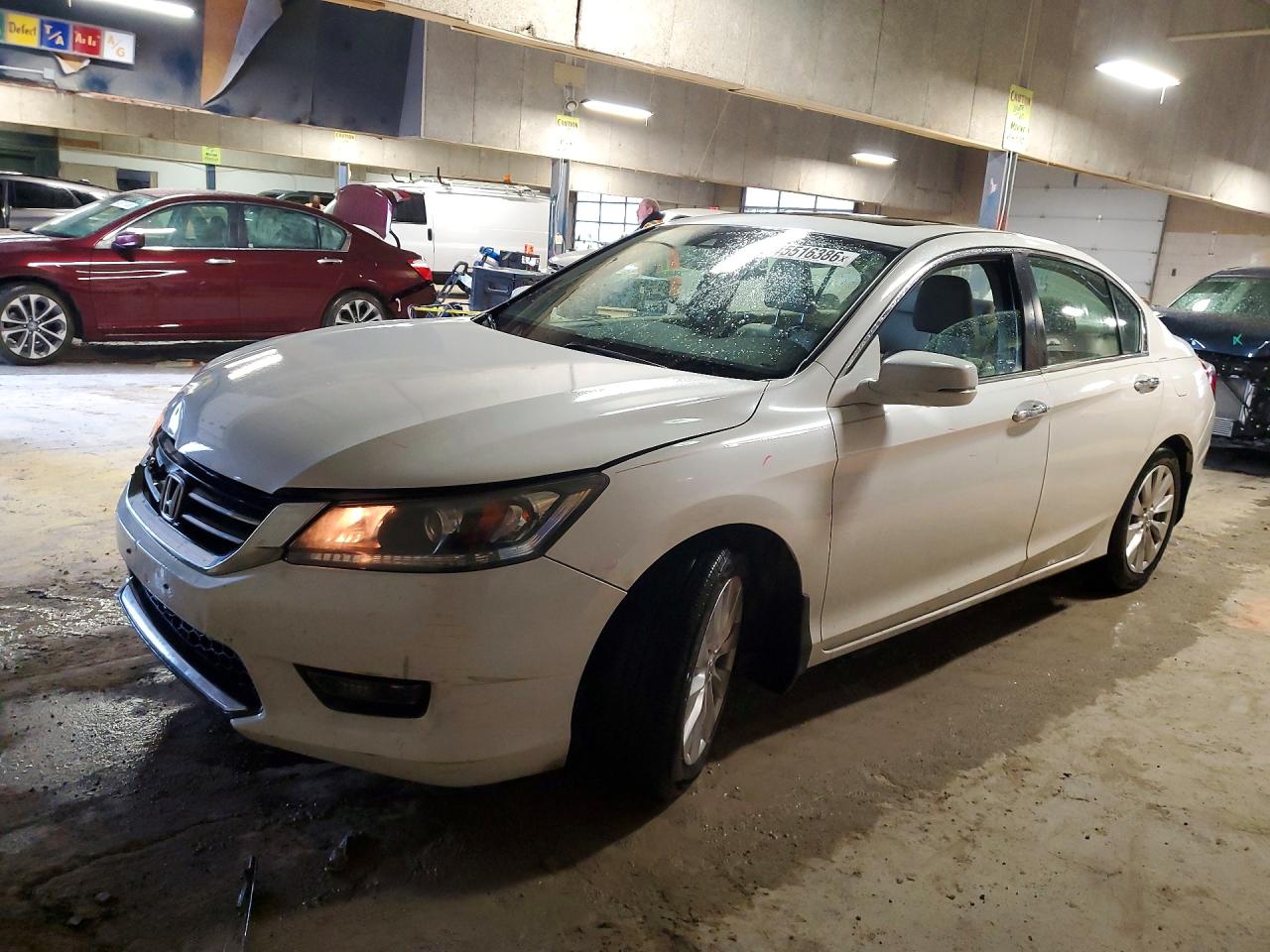 2015 HONDA ACCORD