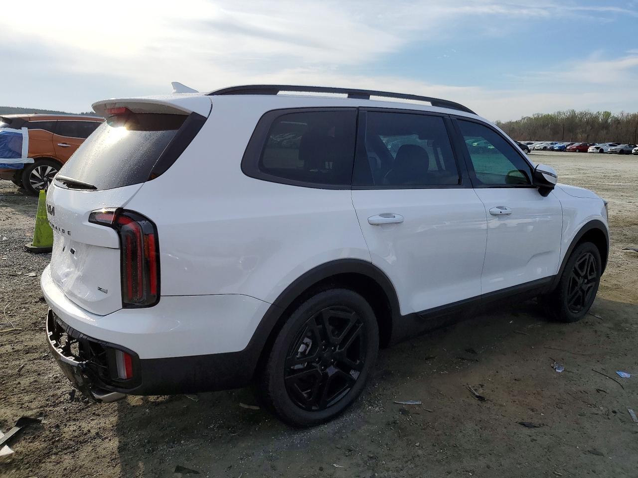 2025 KIA TELLURIDE EX X-LINE photo 5