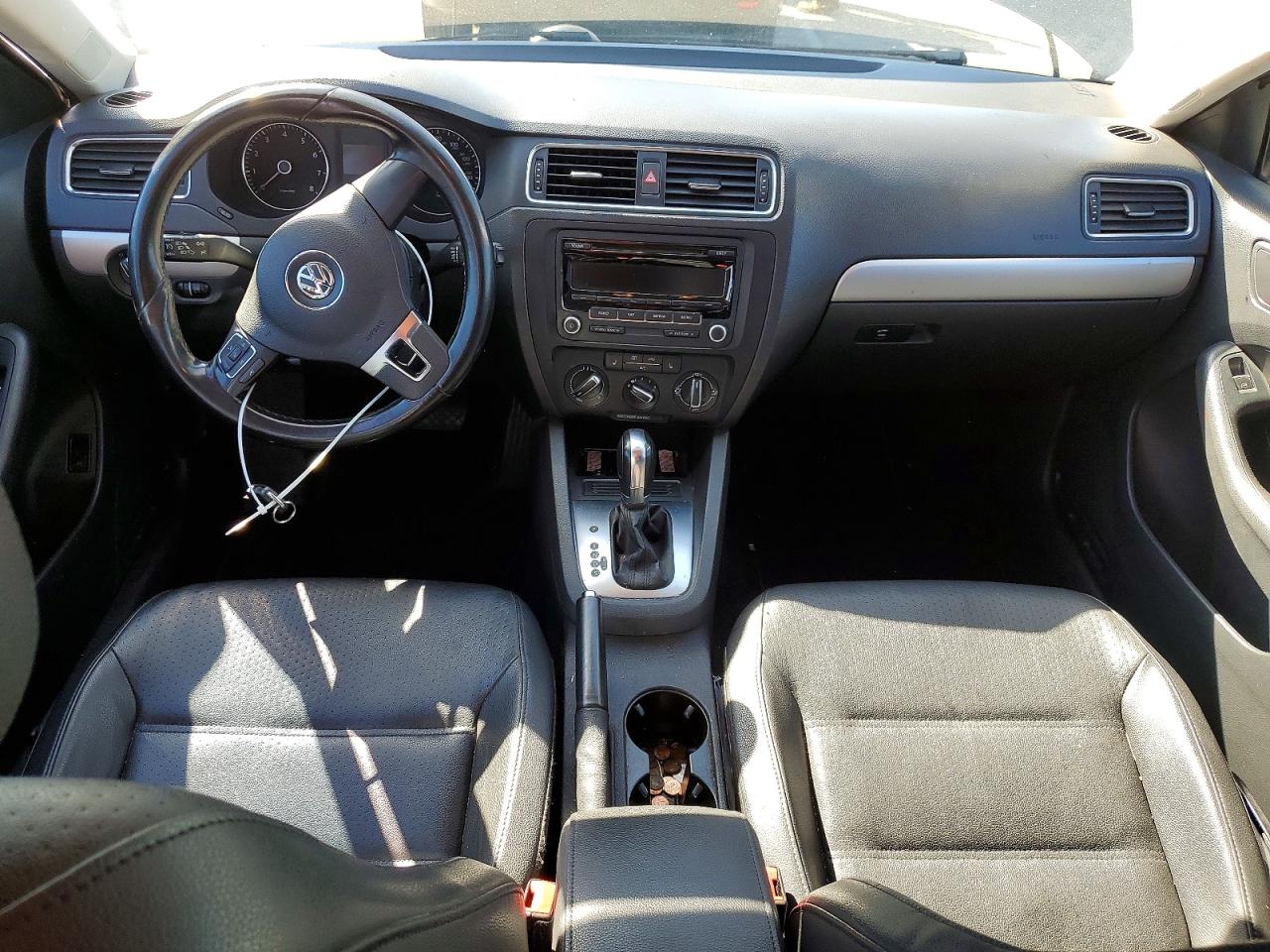 2014 VOLKSWAGEN JETTA photo 15