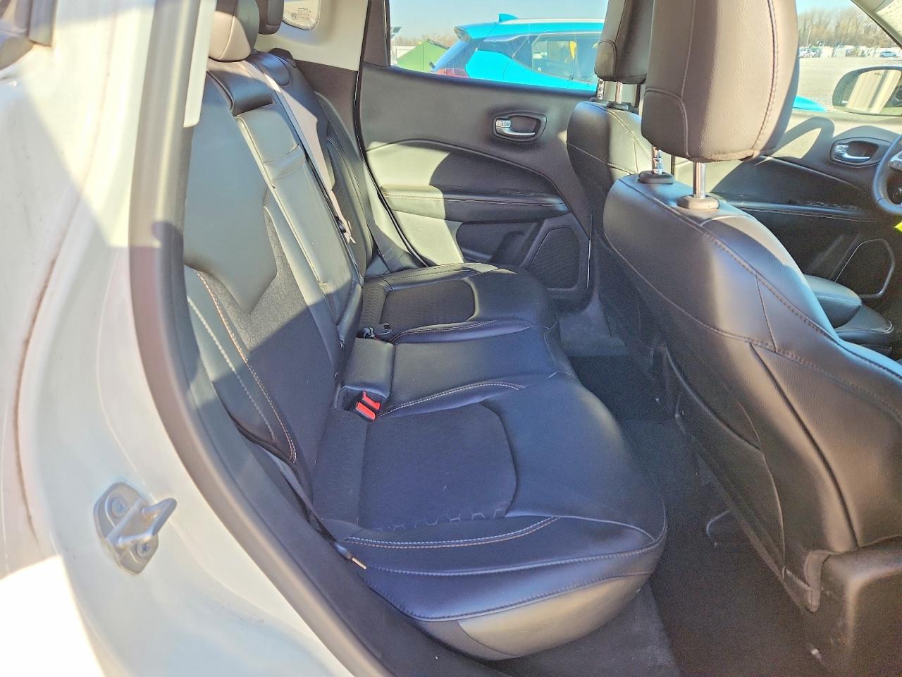 2017 JEEP COMPASS photo 28