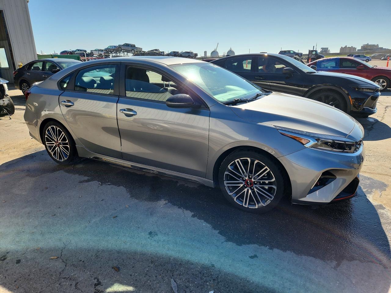 2024 KIA FORTE GT photo 7