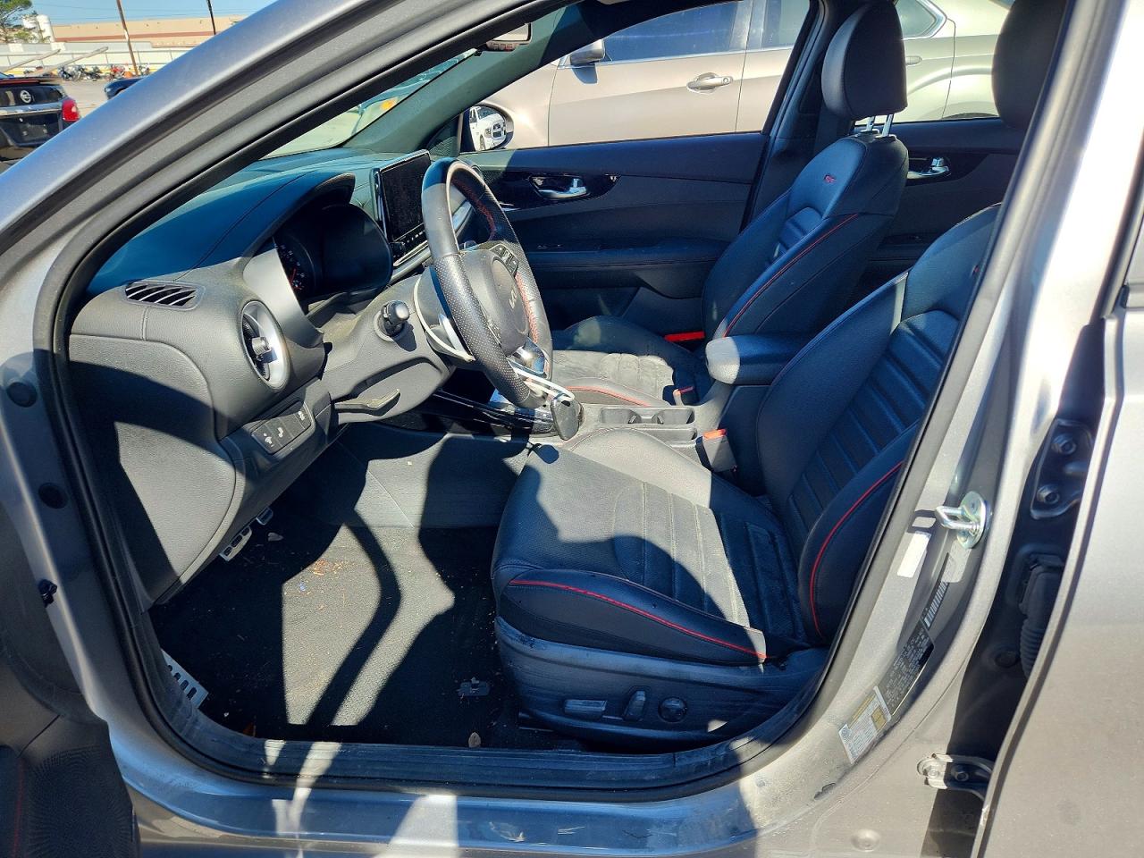 2024 KIA FORTE GT photo 13