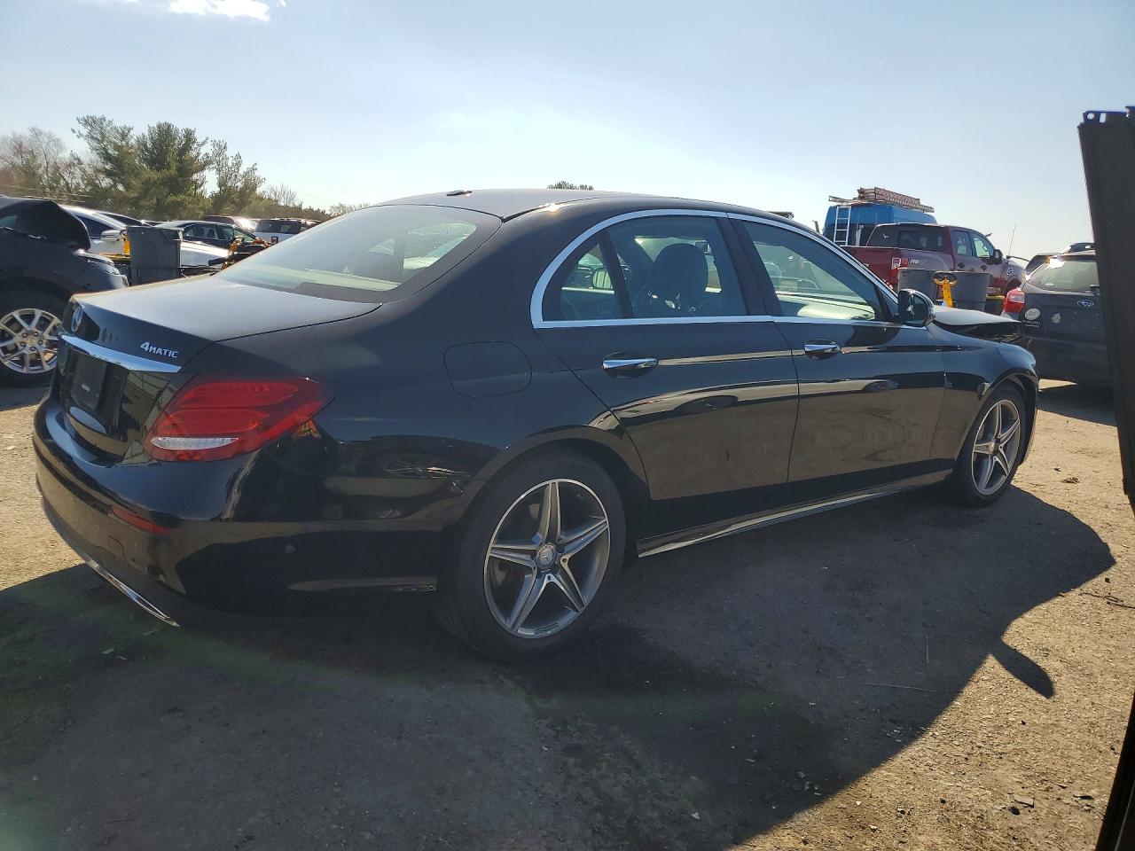 2017 MERCEDES-BENZ E 300 4MATIC photo 3
