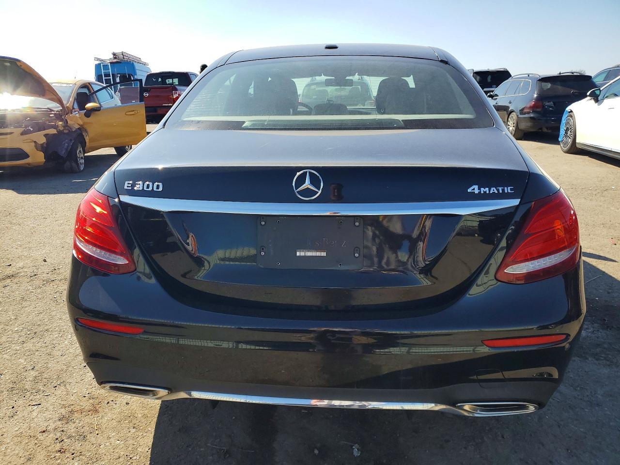 2017 MERCEDES-BENZ E 300 4MATIC photo 6