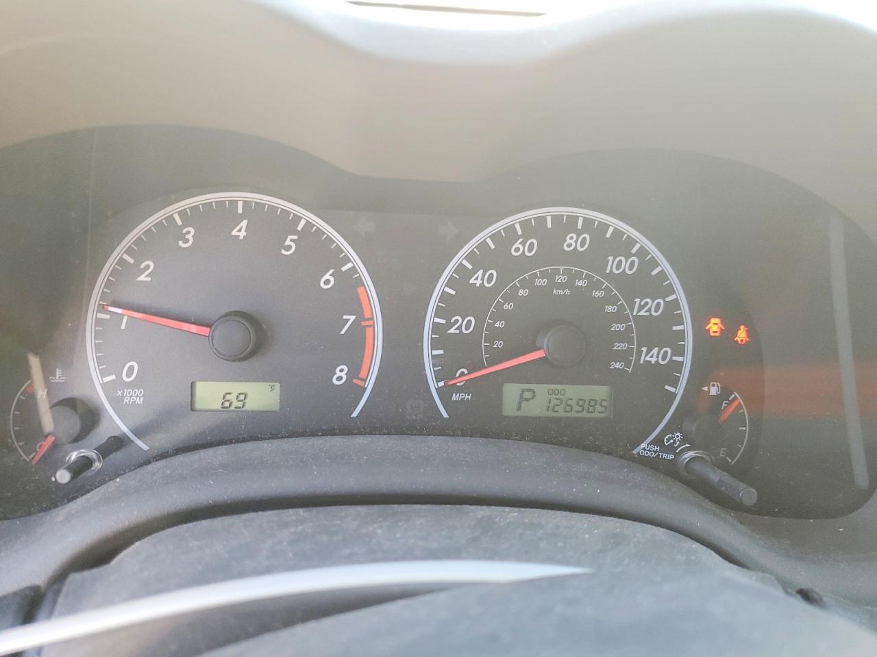2010 TOYOTA COROLLA LE photo 9