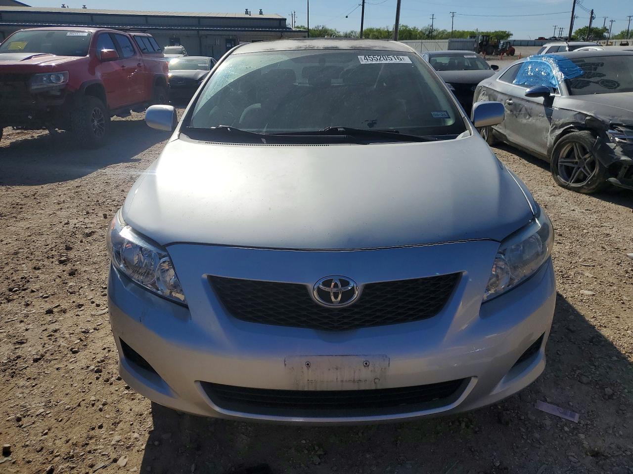 2010 TOYOTA COROLLA LE photo 5