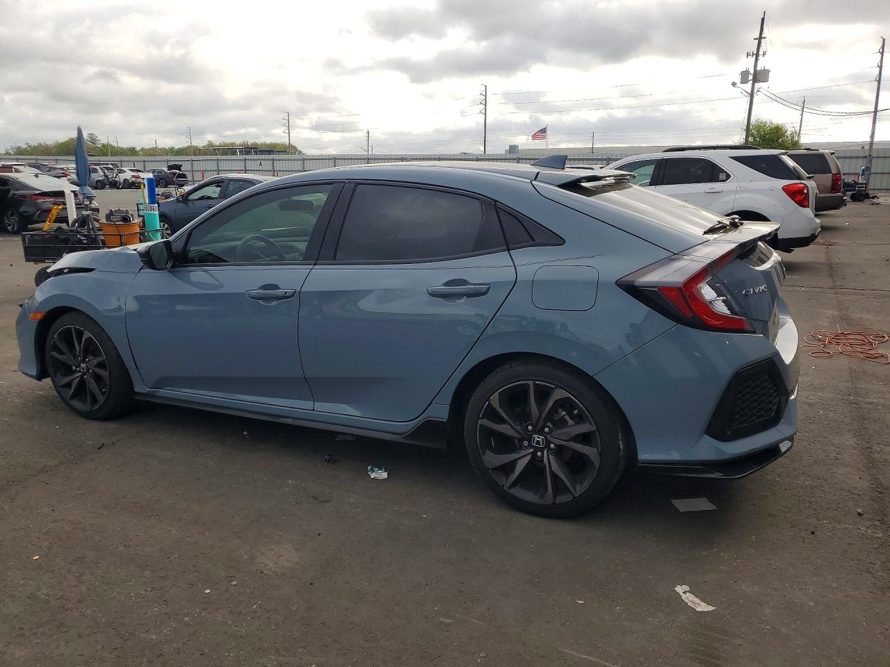 2017 HONDA CIVIC SPORT photo 2
