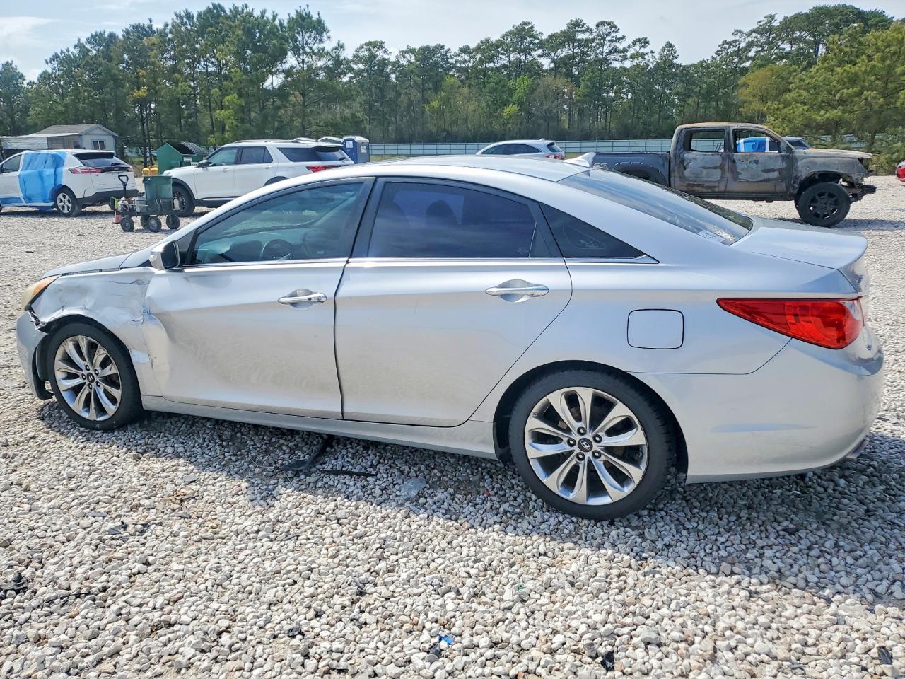 2011 HYUNDAI SONATA LIMITED 2.0T photo 3
