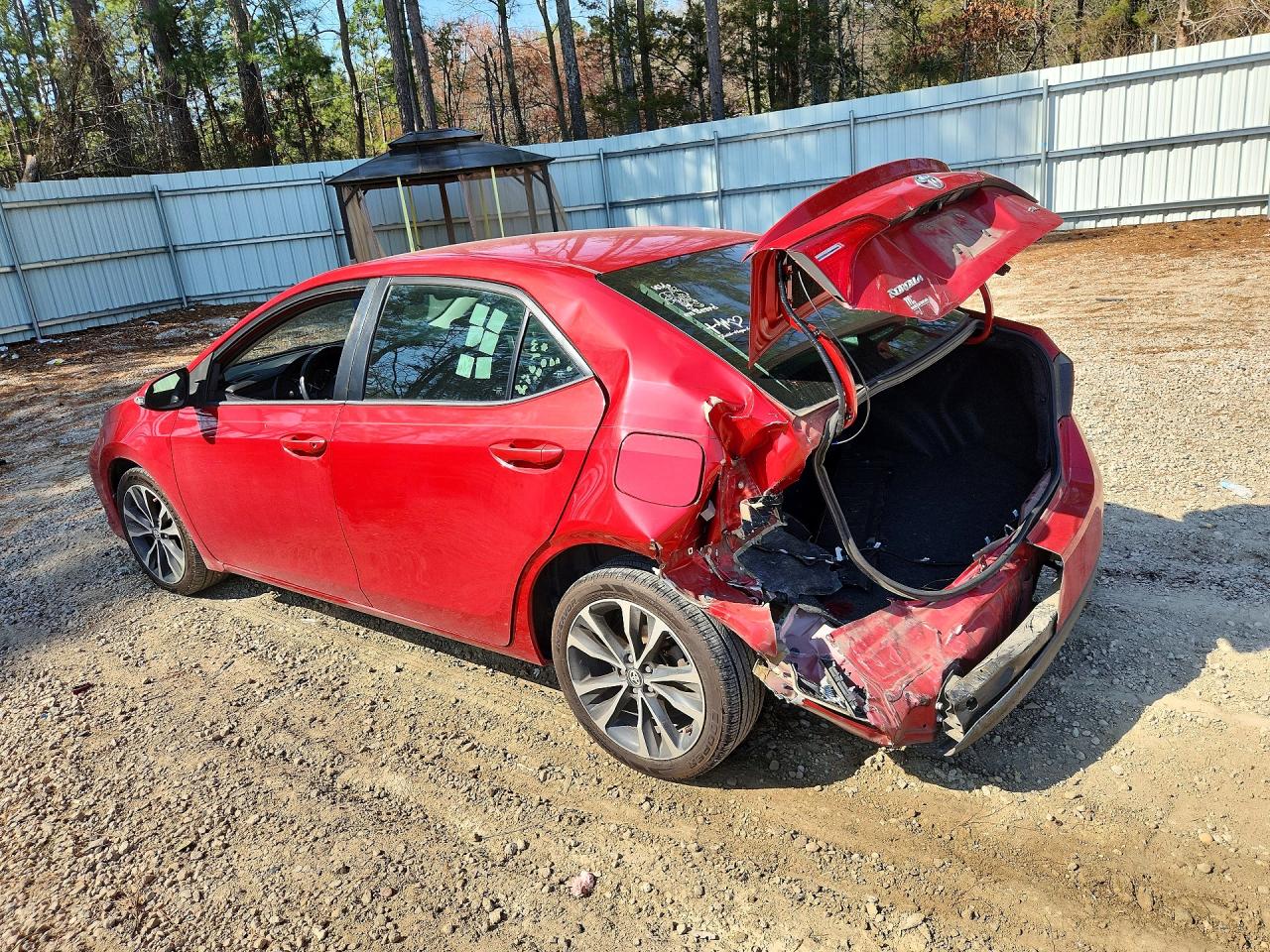 2017 TOYOTA COROLLA SE photo 2
