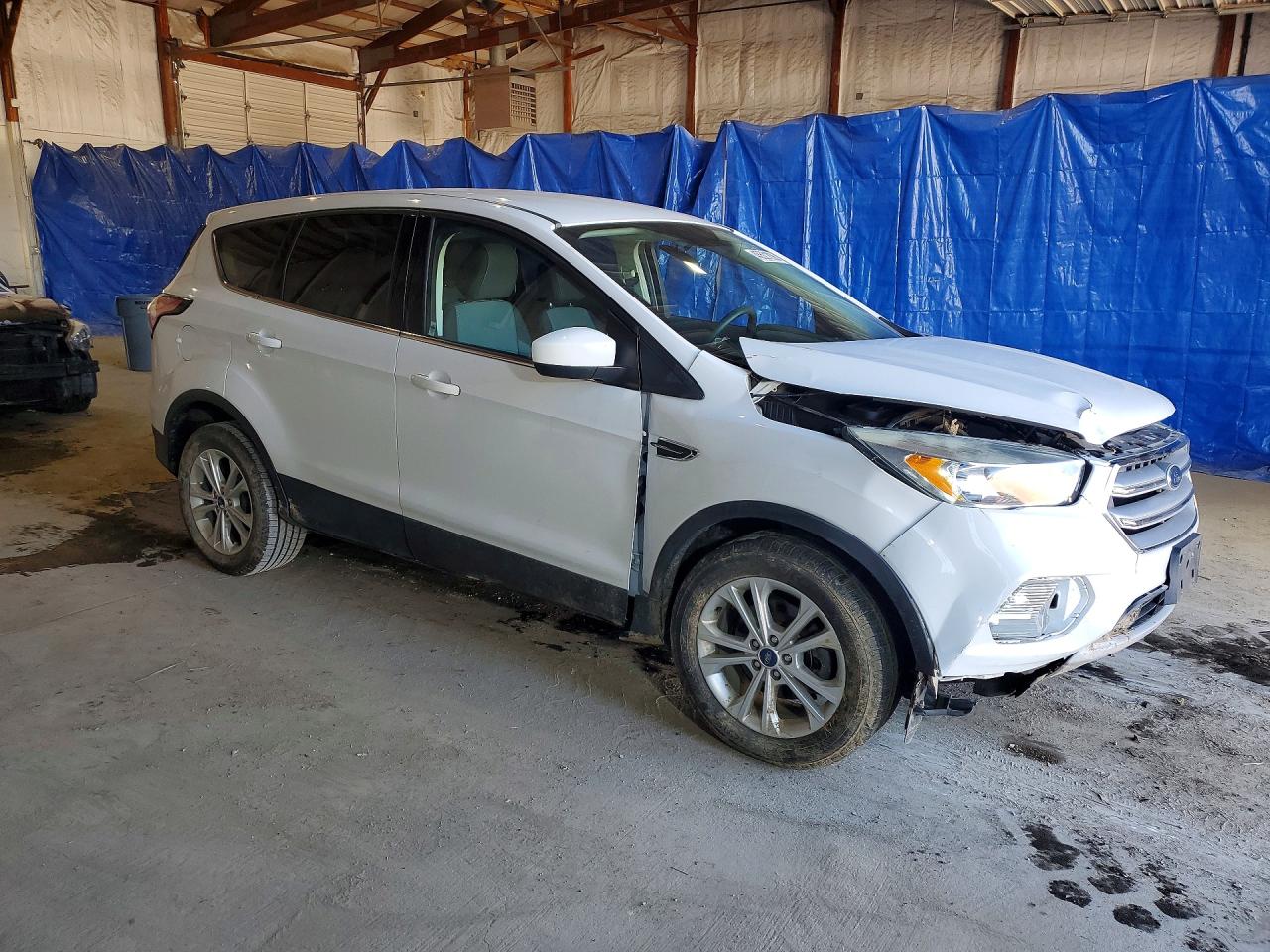 2017 FORD ESCAPE SE photo 7