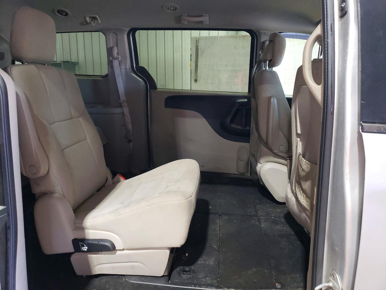 2011 DODGE GRAND CARAVAN MAINSTREET photo 31