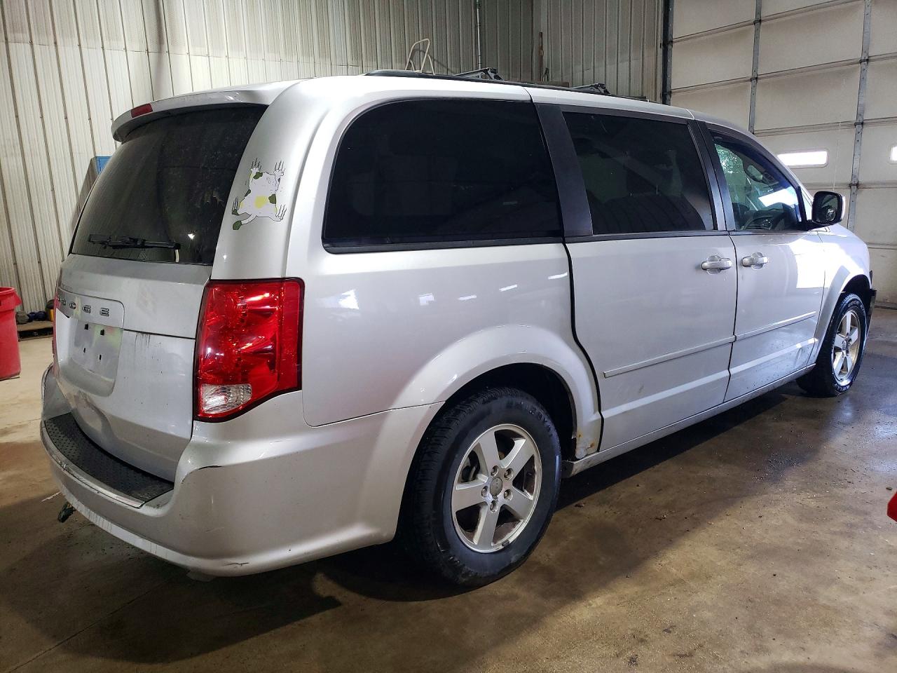 2011 DODGE GRAND CARAVAN MAINSTREET photo 7