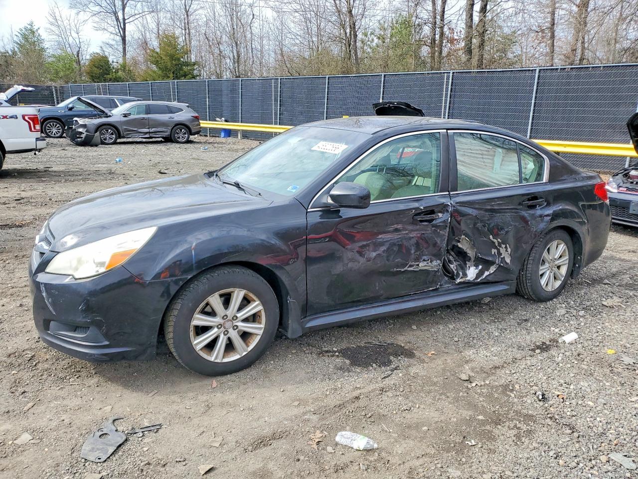 2011 SUBARU LEGACY
