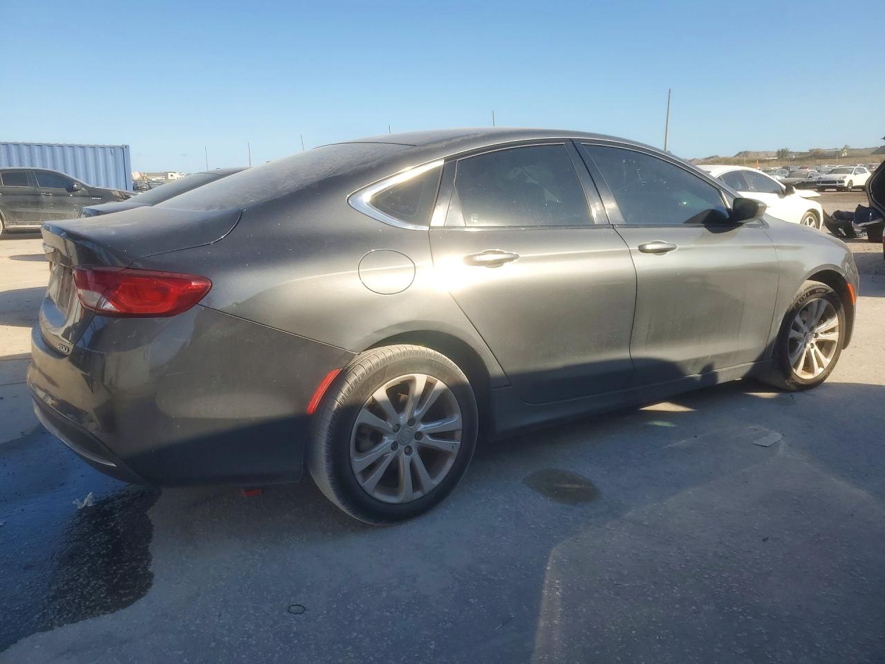 2016 CHRYSLER 200 LIMITED photo 3