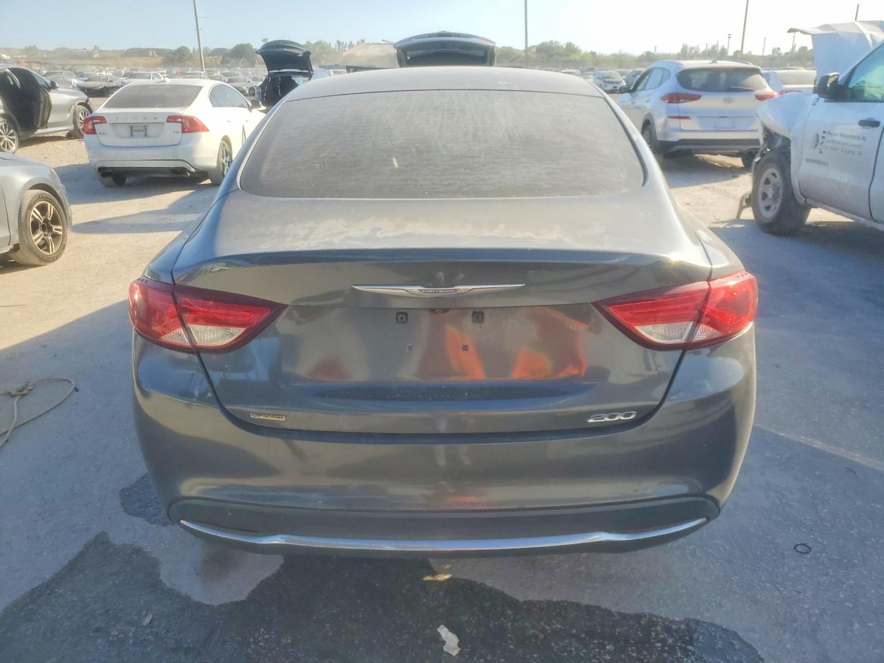 2016 CHRYSLER 200 LIMITED photo 6