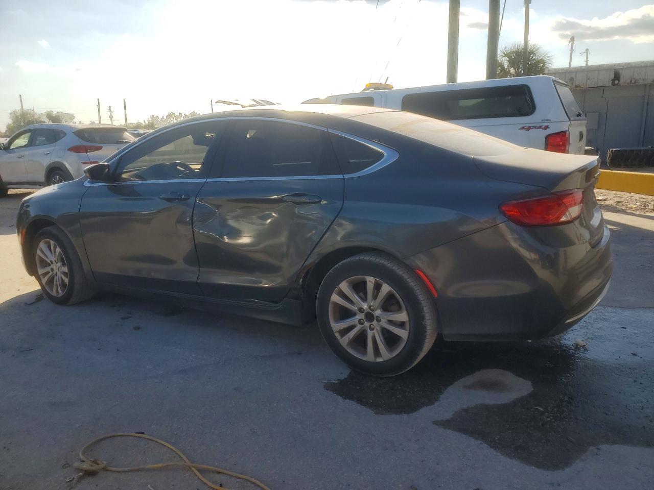 2016 CHRYSLER 200 LIMITED photo 2