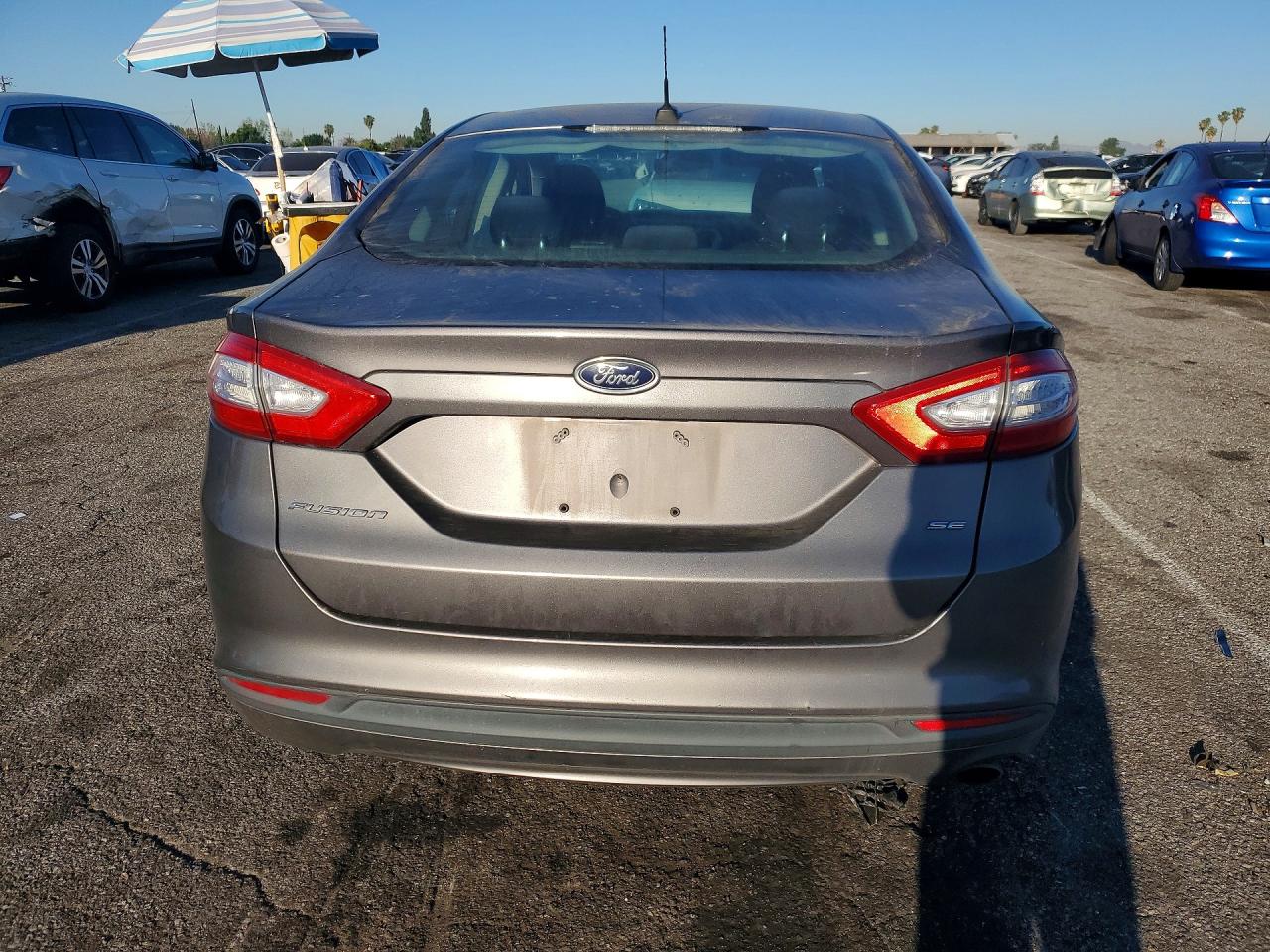 2013 FORD FUSION SE photo 6